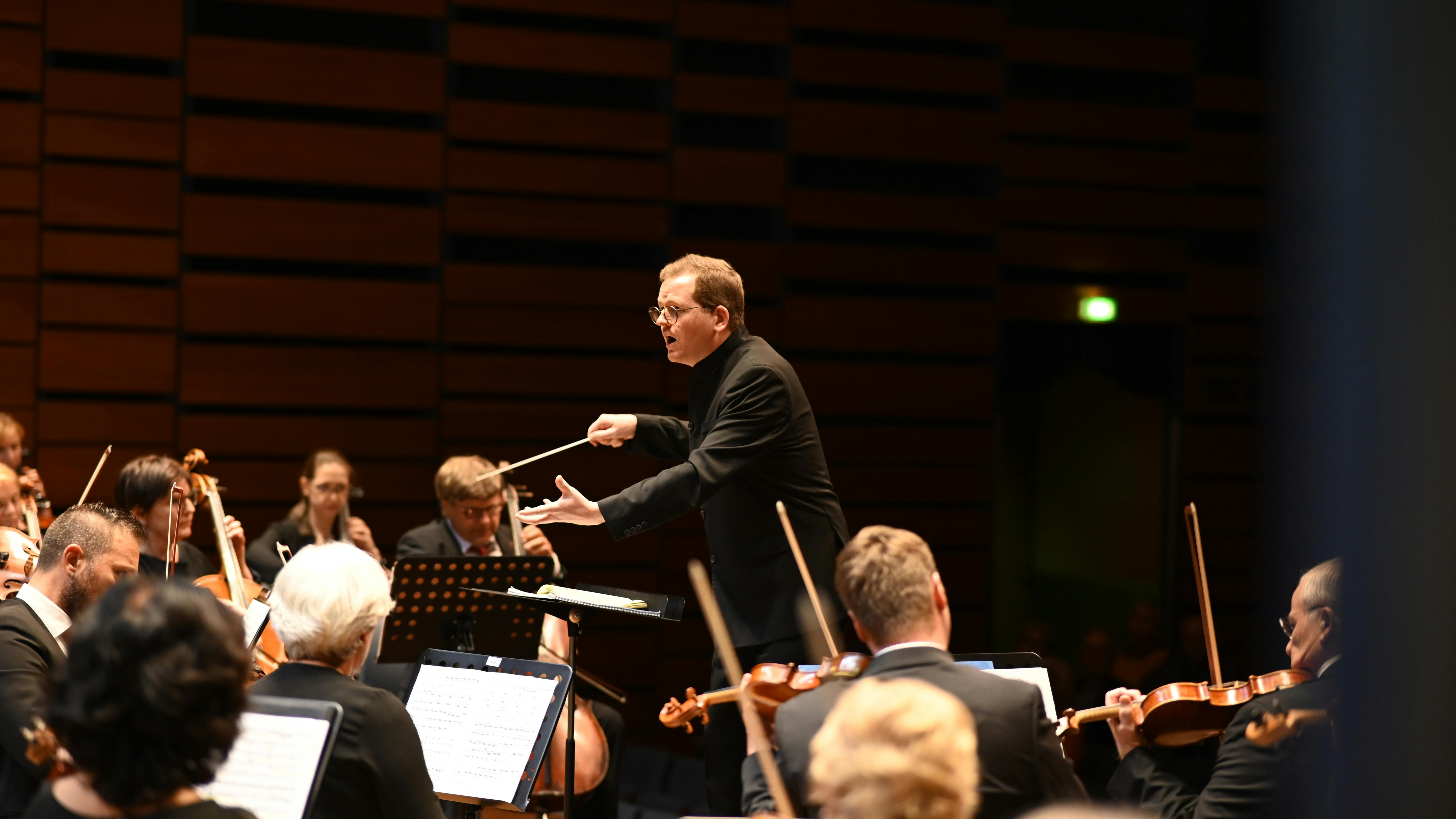 MOZART | CHOSTAKOVITCH - Arrière-plan